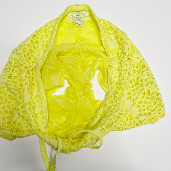 Temptation Positano Eyelet Lace Shorts Drawstring in Yellow Size Medium - Picture 6 of 9